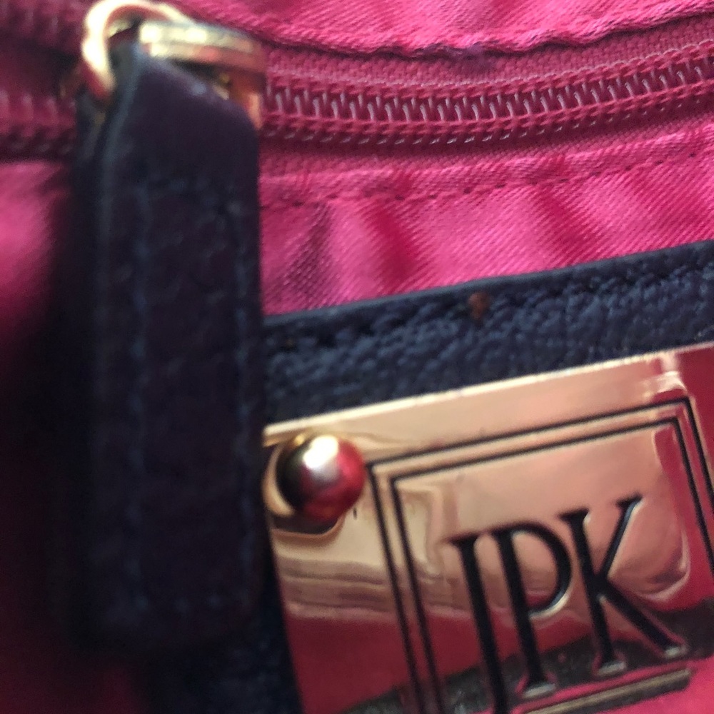 Purse - Picture 3 of 3